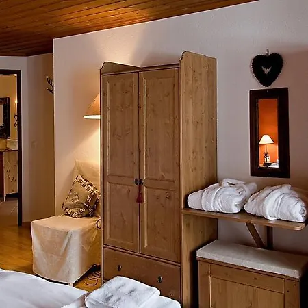 Sleeps 6 Wifi Apartment Zermatt
